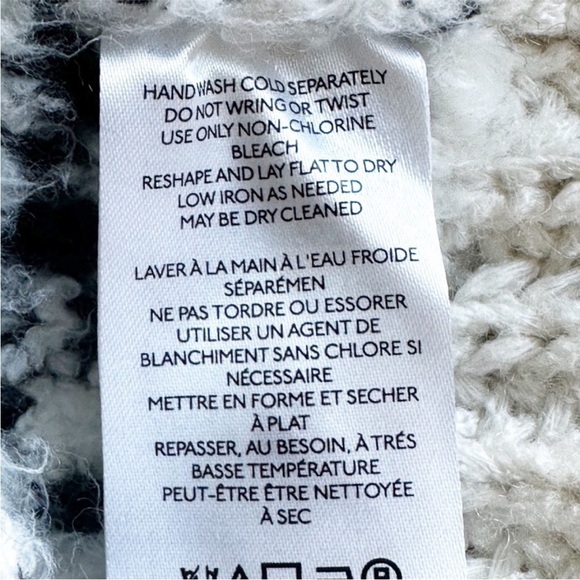 NWT! Anthropologie Ivory and Black Pilcro Relaxed Hooded Sweater - Size XS 🍟 - Picture 15 of 16